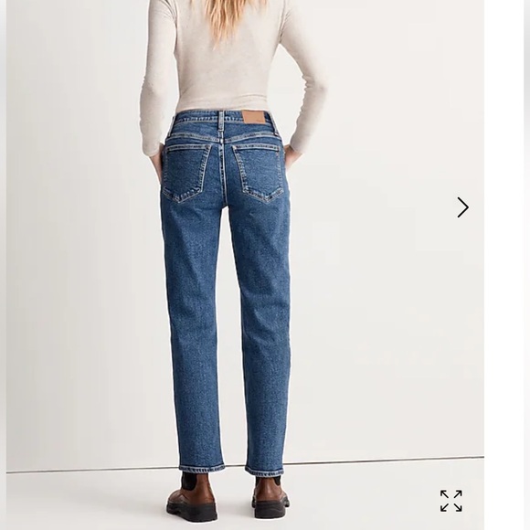 • Madewell • The Perfect Vintage Straight Jean in Bright Indigo Wash: Instacozy - Picture 3 of 6